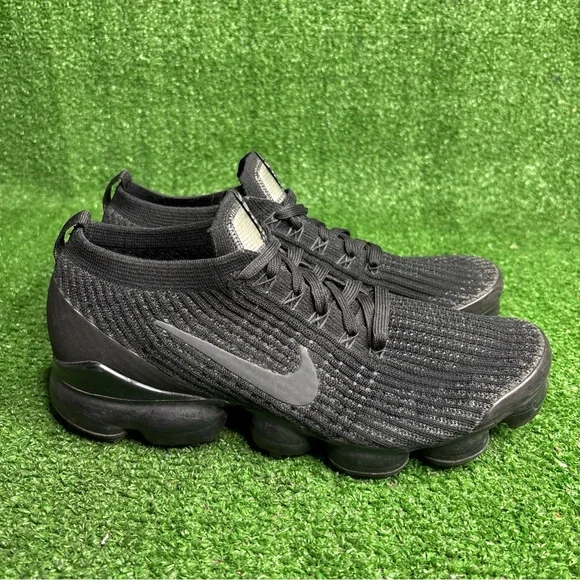 Nike Shoes Nike Air Vapormax Flyknit Womens Size 95 Running